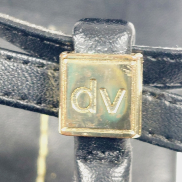 DV By Dolce Vita Tong Open Toe Logo Back Zip T-Strap Flat Sandals A16 - Picture 8 of 10